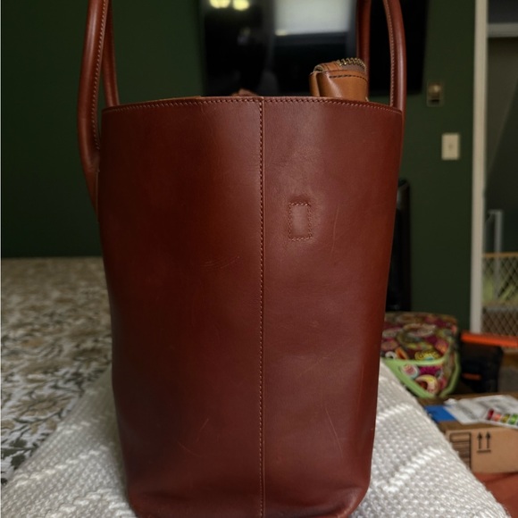 Large Teddi Joelle Structured Leather Work Tote - Picture 4 of 10